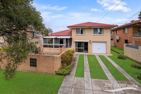 Property photo of 32 Kalimna Drive Clontarf QLD 4019