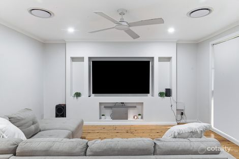 Property photo of 124 Greenbank Drive Werrington Downs NSW 2747