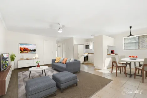 Property photo of 3/29 Ahern Street Labrador QLD 4215