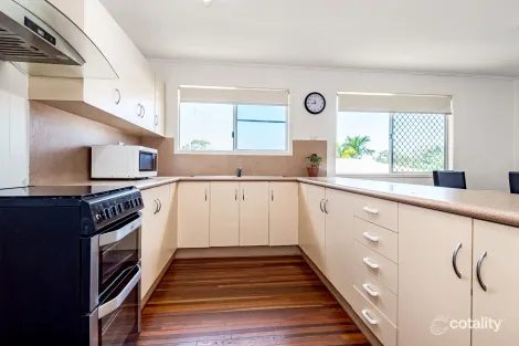 Property photo of 98 Dalrymple Drive Toolooa QLD 4680