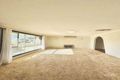 Property photo of 3 Mannell Place Griffith NSW 2680