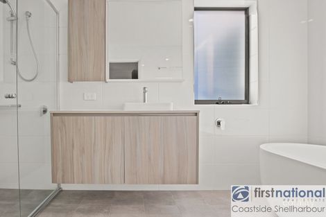 Property photo of 21 Cormorant Way Shell Cove NSW 2529
