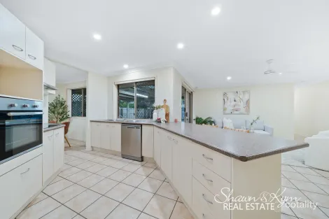 Property photo of 95 Evelyn Road Wynnum West QLD 4178