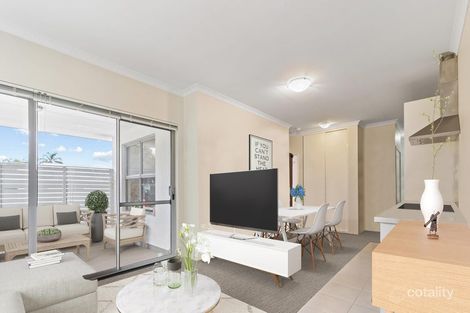 9/15 Debenham St, Thornlie, WA 6108