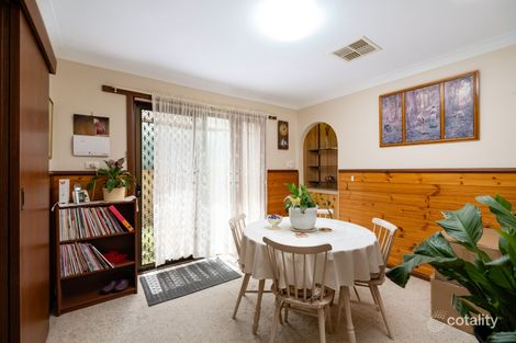Property photo of 1/405 Kotthoff Street Lavington NSW 2641