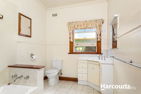 1 Robert St, Beauty Point, TAS 7270