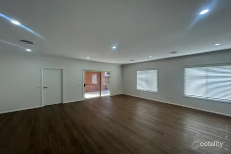 Property photo of 2/13 Cross Street Bathurst NSW 2795