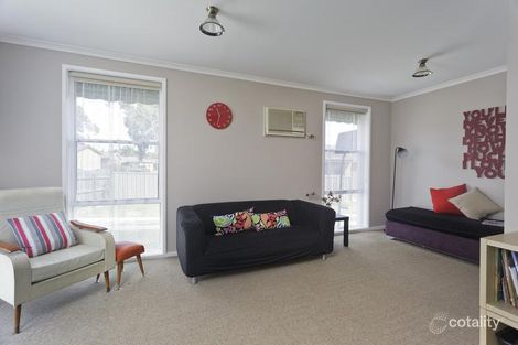 Property photo of 2 Battery Street Long Gully VIC 3550