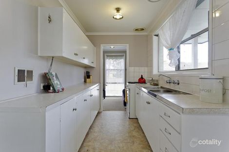 Property photo of 2 Battery Street Long Gully VIC 3550