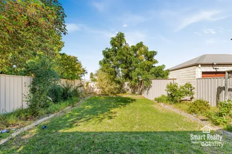 Property photo of 107A Alderley Square Wilson WA 6107