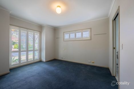 Property photo of 5 Wattlepark Lane Robina QLD 4226