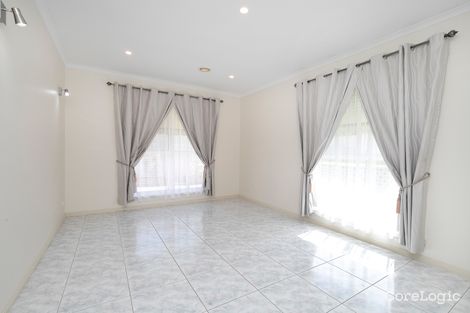 Property photo of 41 Heritage Gardens Sydenham VIC 3037
