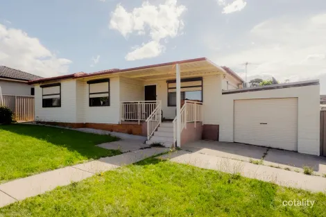 Property photo of 3 Snowdon Crescent Smithfield NSW 2164