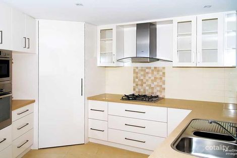 Property photo of 10/18 Day Street Wagga Wagga NSW 2650