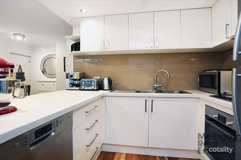 Property photo of 1/274 Domain Road South Yarra VIC 3141