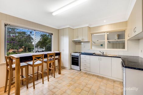 Property photo of 1 Schloss Street Centenary Heights QLD 4350