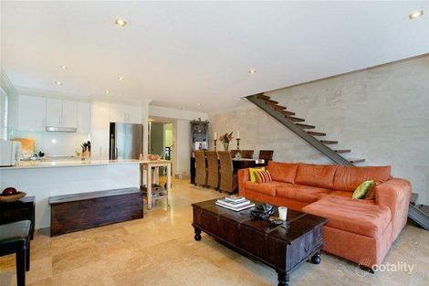 32/47 Brougham St, Woolloomooloo, NSW 2011