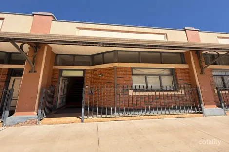 4/2 Burt St, Boulder, WA 6432