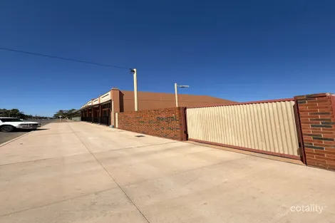 Property photo of 4/2 Burt Street Boulder WA 6432