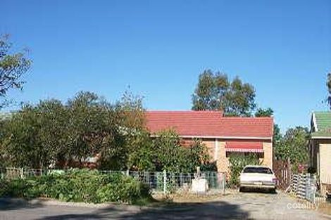 52 Reginald St, Queens Park, WA 6107