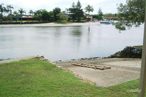 Property photo of 2/44 Back Street Biggera Waters QLD 4216