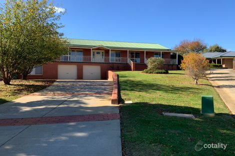 10 Highgrove Pl, West Albury, NSW 2640