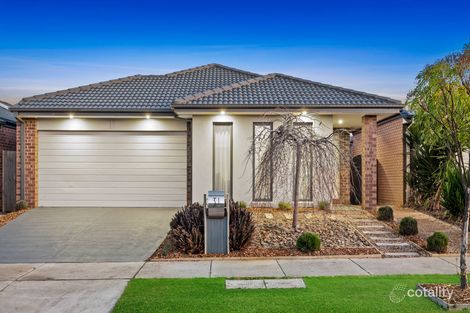 Property photo of 31 Decourcy Way Armstrong Creek VIC 3217