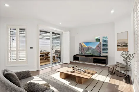 Property photo of 2/27A Hennesy Street Flinders NSW 2529