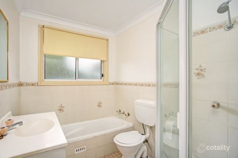 Property photo of 14 Buckingham Close Thornton NSW 2322