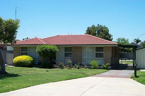 12 Thursley Way, Morley, WA 6062