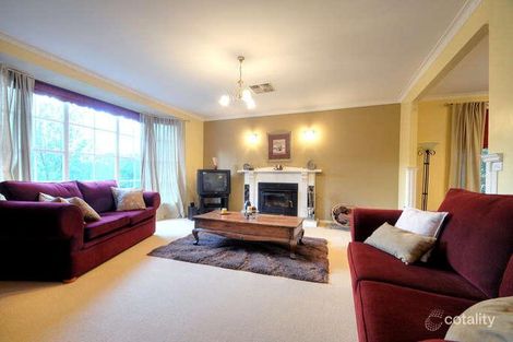 Property photo of 22 Larnoo Drive Doncaster East VIC 3109