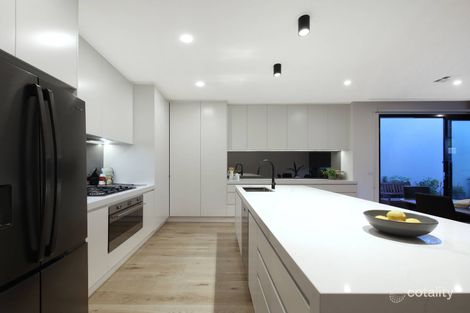 Property photo of 34B Matthews Road Bentleigh East VIC 3165