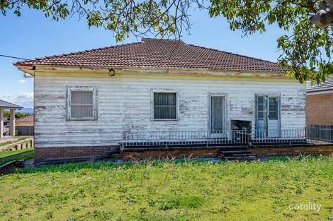 Property photo of 36 Robert Street Tenambit NSW 2323