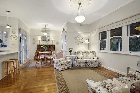 Property photo of 9 Government Road Essendon VIC 3040