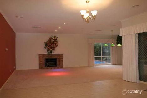 Property photo of 10 Harbour Street Beaconsfield VIC 3807