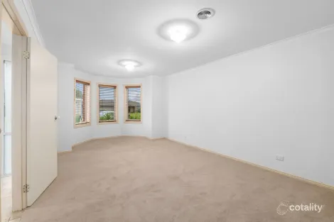 Property photo of 110 Bellevue Drive Berwick VIC 3806