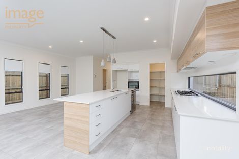 Property photo of 8 Balderstone Street Corinda QLD 4075
