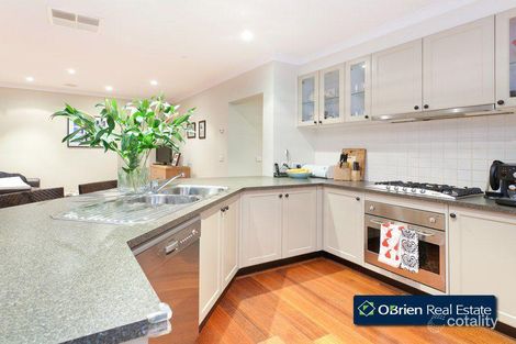 Property photo of 4 Chase Boulevard Berwick VIC 3806