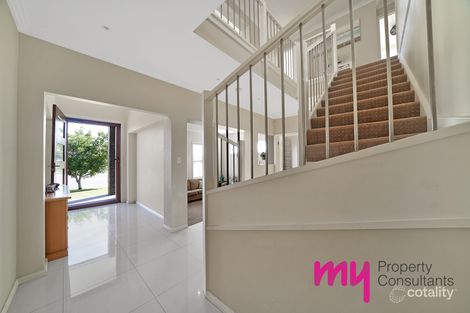 Property photo of 18 Liz Kernohan Drive Elderslie NSW 2570