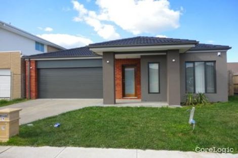 Property photo of 24 Landing Place Point Cook VIC 3030