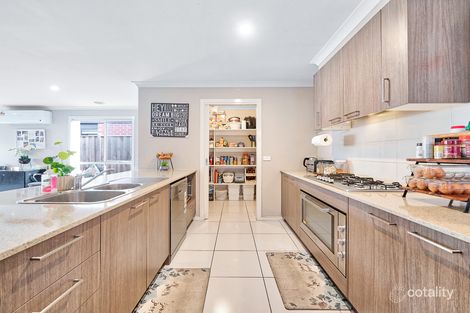 Property photo of 60 Skylark Boulevard Clyde North VIC 3978