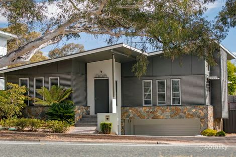 Property photo of 1 Hopetoun Circuit Deakin ACT 2600