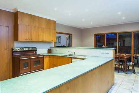 Property photo of 18 Folkestone Crescent Beaumaris VIC 3193