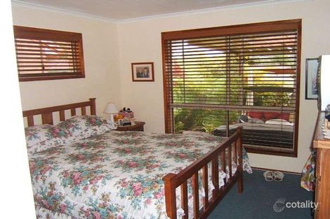 Property photo of 2/16 Hentdale Court Labrador QLD 4215