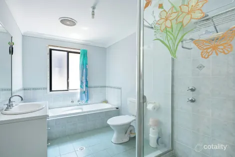 Property photo of 24 Swan Street Marks Point NSW 2280