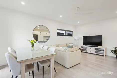 Property photo of 3 Yadboro Way Tullimbar NSW 2527