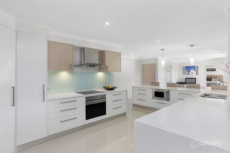 Property photo of 3 Satinwood Place Palm Beach QLD 4221