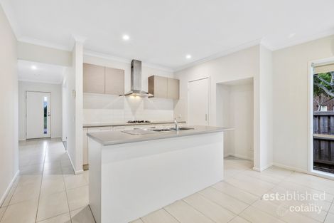 Property photo of 9 Edge View Point Cook VIC 3030
