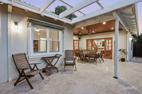 Property photo of 19 Reynolds Road Applecross WA 6153