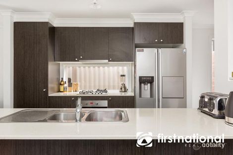 Property photo of 41 Victory Drive Pakenham VIC 3810
